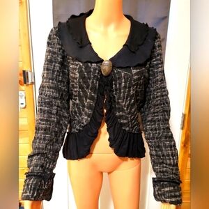 Unique African Tribal Button Blazer With BEAUTIFUL accents! Le Blanc Mouton